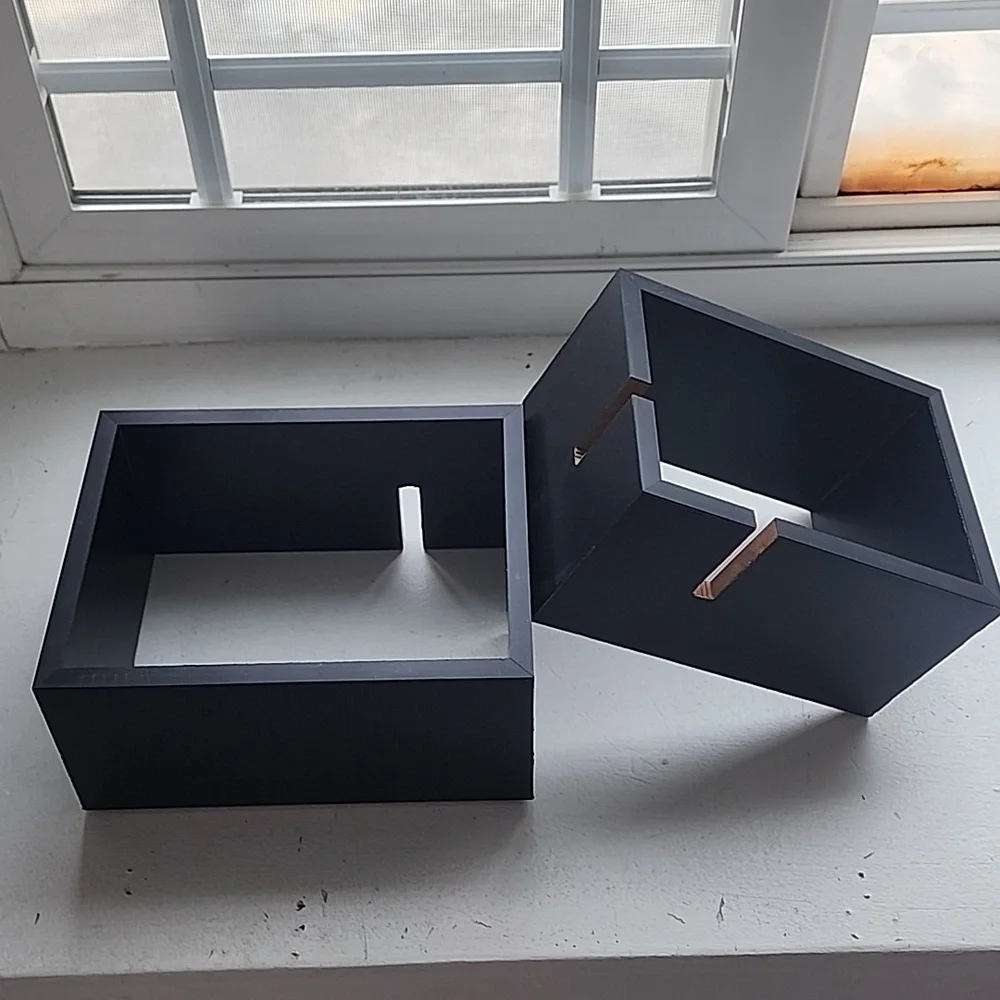 Small wall shelf set. Create extra storage space includes mounting hardware